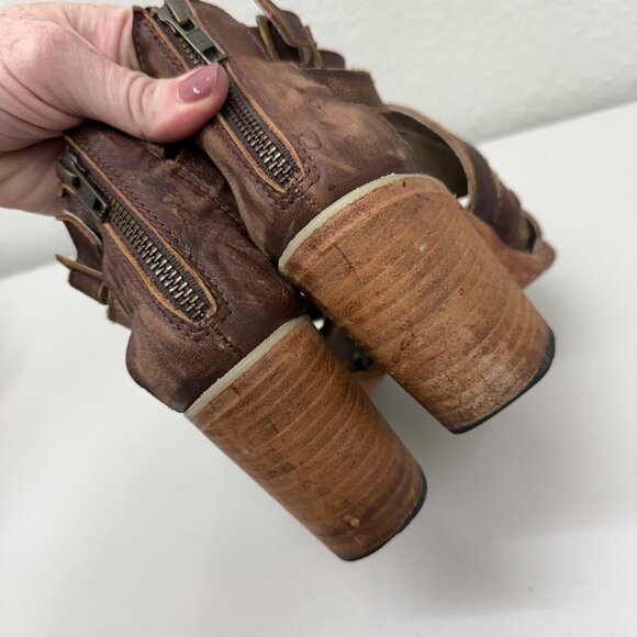 Freebird by Steven Claw Distressed Leather Heeled Open Toe Sandals Shoe Womens 9 - Picture 5 of 11